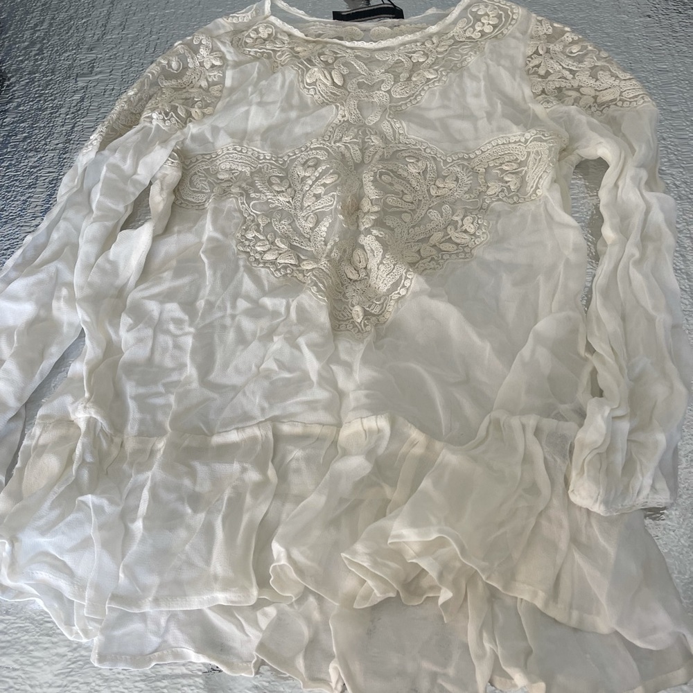 Zara long sleeve top as seen on Olivia Palermo